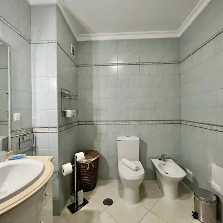 Typical By Homing * Armação de Pêra
