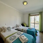 Typical By Homing * Armação de Pêra